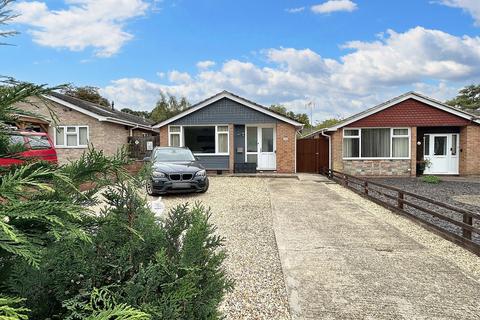 3 bedroom detached bungalow for sale, Fulmar Drive, Hythe, SO45