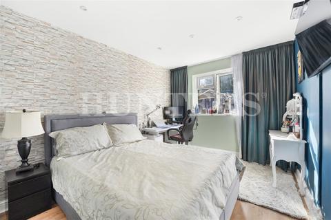 1 bedroom flat for sale, Howard Road, London, N15