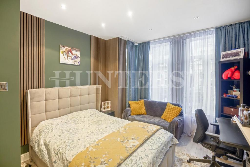 Hunter-30 A Howard Rd-3 BED SHOTS-6.jpg