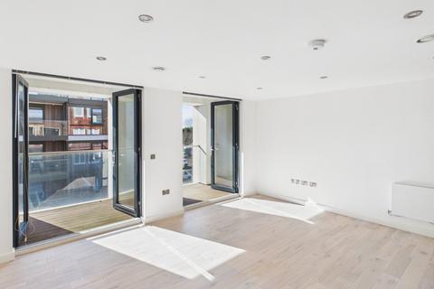 2 bedroom apartment for sale, Station Road, Gerrards Cross, Buckinghamshire, SL9