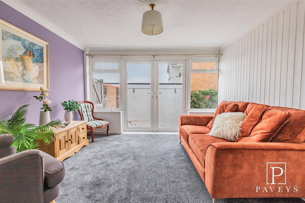 Sitting room/bedroom three