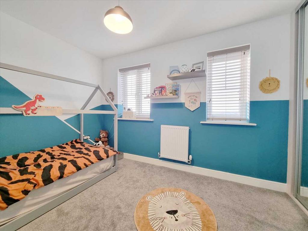 Bedroom 2: