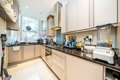 3 bedroom flat for sale, Abbey Road, London NW8
