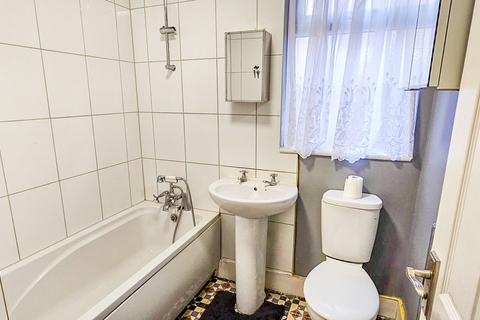 49a Braemar Road, London, E13 8EH