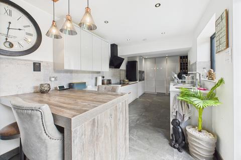 5 bedroom detached house for sale, Llwyn Y Pia Road, Lisvane, Cardiff. CF14