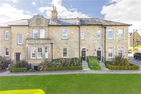3 bedroom terraced house for sale, Melbeck Close, Menston, Ilkley, West Yorkshire, LS29