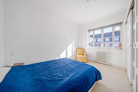 1 bedroom flat for sale, Watchfield Court, Sutton Court Road, Chiswick, London, W4