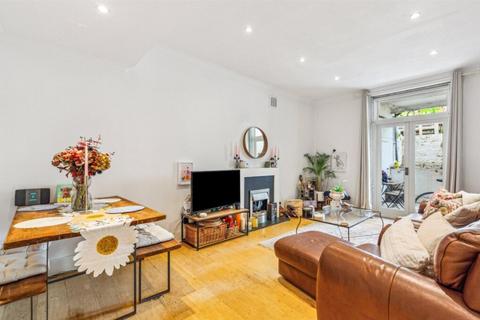 2 bedroom flat to rent, Gwendwr Road, London, W14