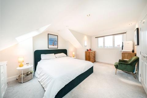 3 bedroom flat for sale, Stillness Road, London SE23