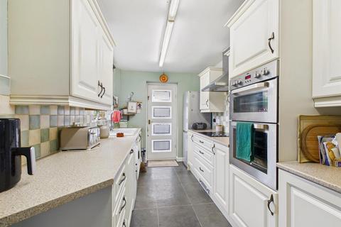3 bedroom detached house for sale, Macclesfield Old Road, Buxton