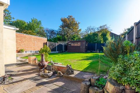 2 bedroom bungalow for sale, Ferndale Close , Burntwood , WS7