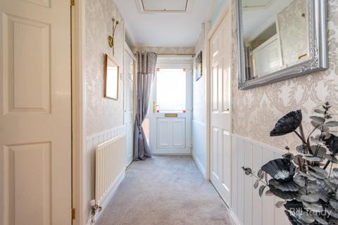 2 bedroom bungalow for sale, Ferndale Close , Burntwood , WS7