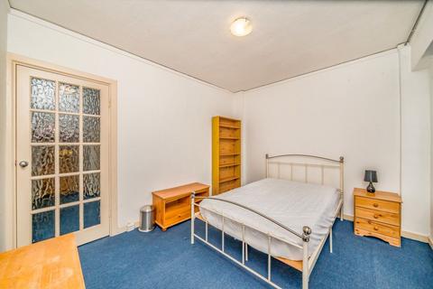 undefined, Woburn Place, London WC1H