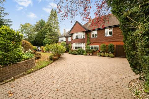 undefined, Woodcote Park Avenue, Purley, CR8