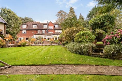 undefined, Woodcote Park Avenue, Purley, CR8