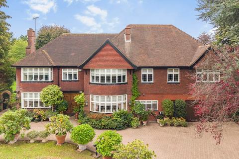 undefined, Woodcote Park Avenue, Purley, CR8