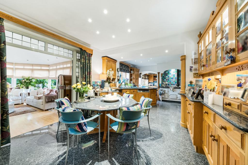 Kitchen/Breakfast Room