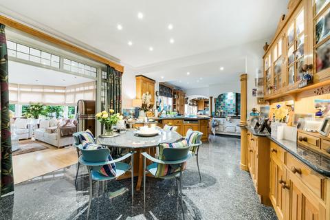 6 bedroom detached house for sale, Woodcote Park Avenue, Purley, CR8
