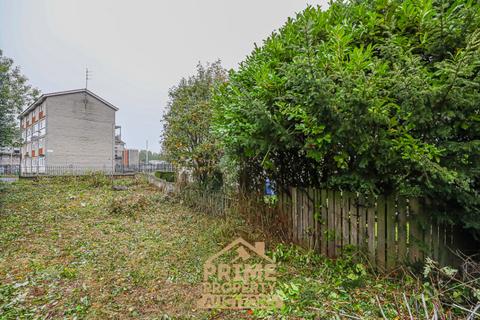 undefined, Overton Street, Glasgow G72