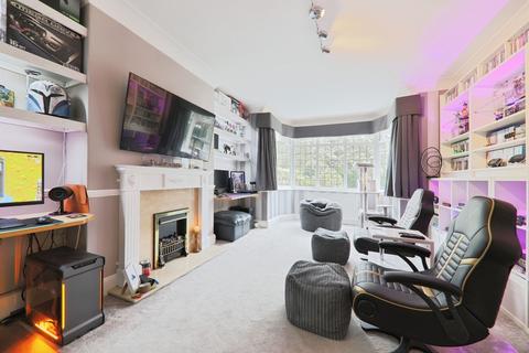 5 bedroom semi-detached house for sale, Tranby Lane, Swanland, North Ferriby, HU14 3NG