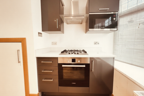 undefined, Croydon CR2