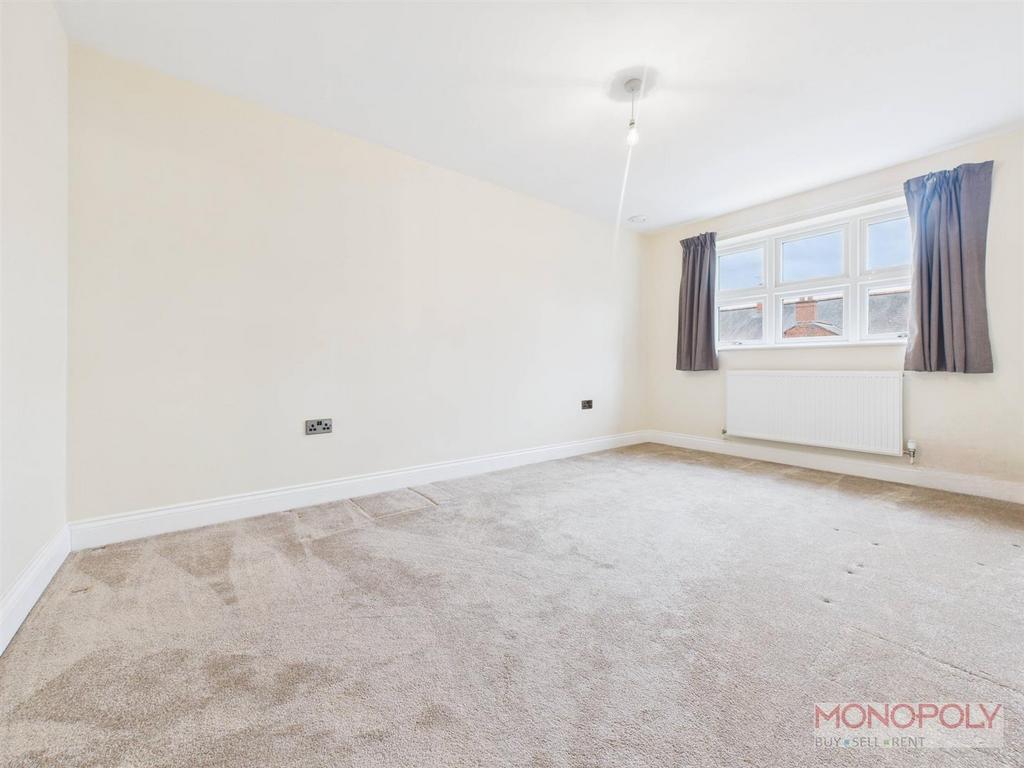 CAM04439 G0-PR0161-STILL015.jpg