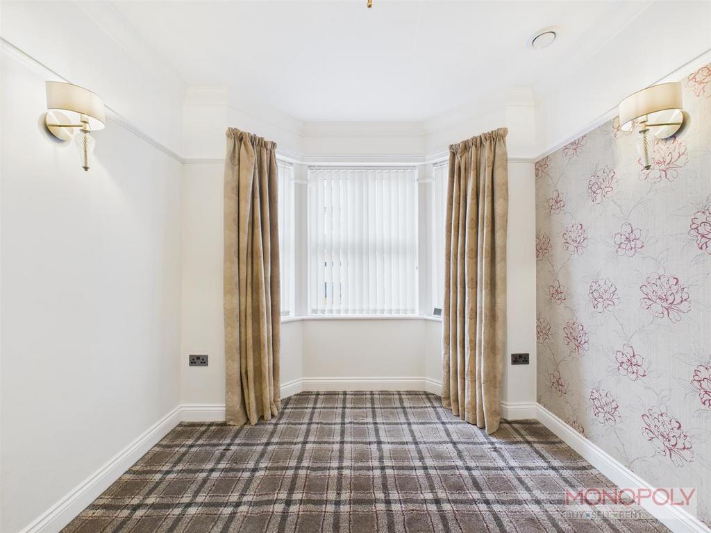 CAM04439 G0-PR0161-STILL009.jpg