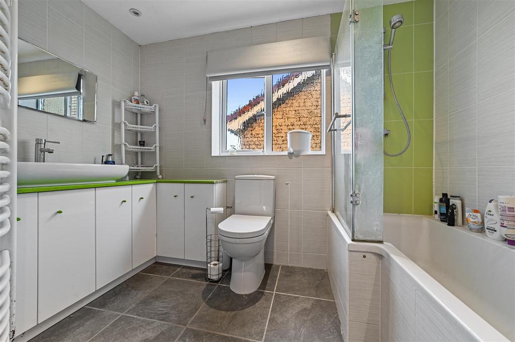 Family bathroom
