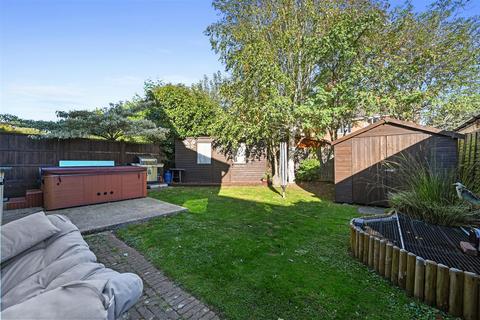 4 bedroom detached house for sale, Temple Pattle, Brantham