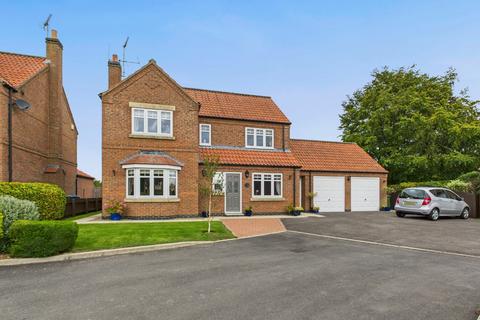 4 bedroom detached house for sale, Garton-On-The-Wolds, East Riding of Yorkshire YO25