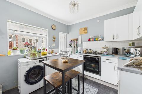 undefined, Clinton Avenue, Manvers Street, Hull, HU5 2HR
