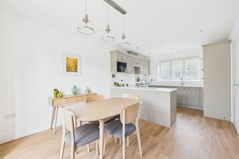 3 bedroom detached house for sale, Tanters Road, Towcester, NN12