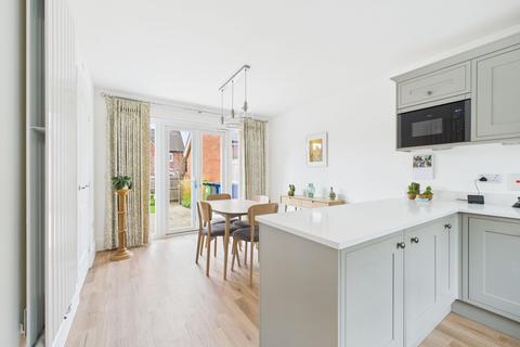3 bedroom detached house for sale, Tanters Road, Towcester, NN12