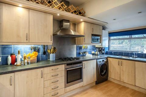 undefined, Caithness Road, Mitcham CR4