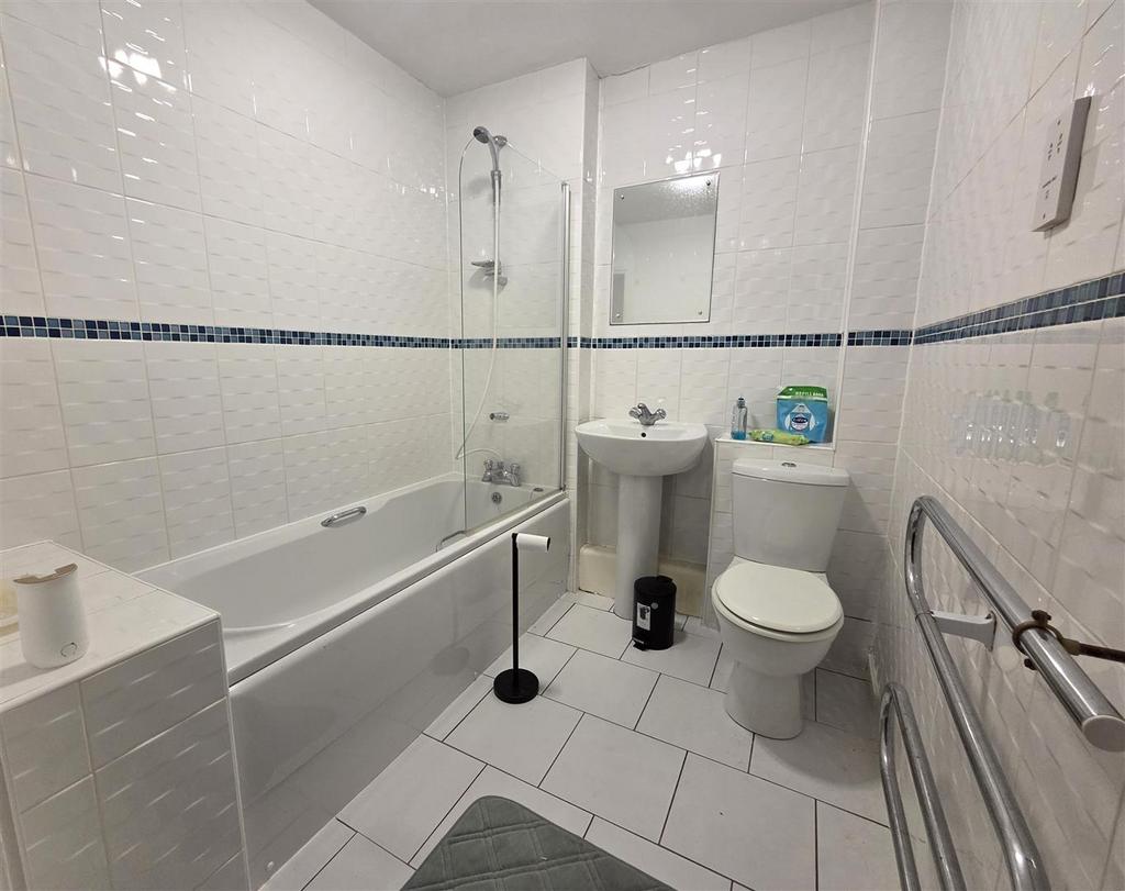 Bathroom .jpg