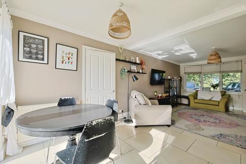 3 bedroom semi-detached house for sale, Blackthorn Lane, Willerby, Hull, East Riding of Yorkshire, HU10 6RB