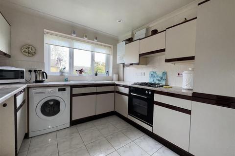 undefined, Lavender Court, Huddersfield HD4