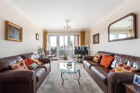 2 bedroom apartment for sale, Aldermans Hill, London, N13
