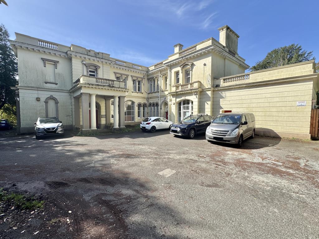 External view front of the property