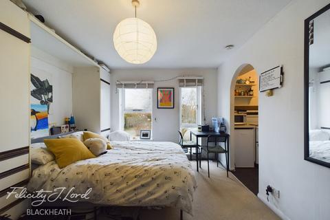 Vanbrugh Park Road West, London