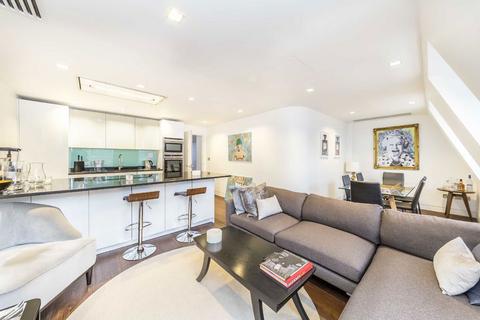 2 bedroom flat to rent, Bruton Place, London W1J