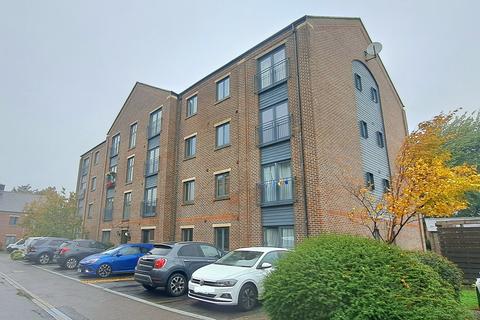 2 bedroom flat for sale, Heritage Way, Gosport PO12