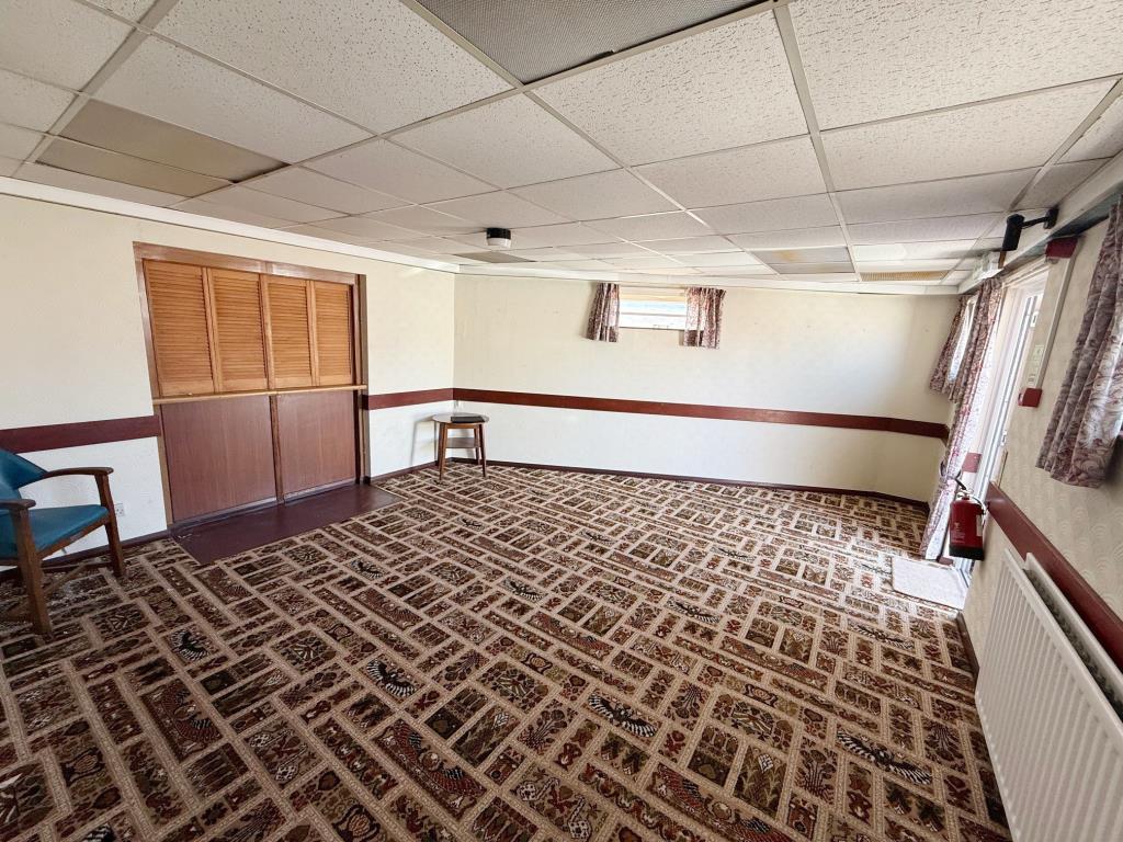 Side function room