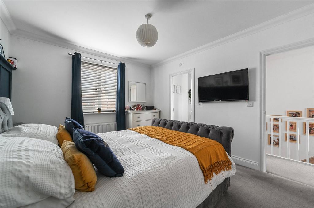 Main Bedroom