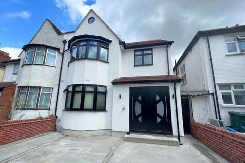 3 bedroom flat to rent, Hervey Close,  Finchley,  N3