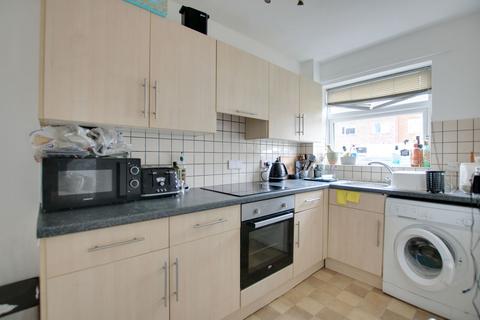 2 bedroom ground floor flat for sale, Victoria Park Gardens, Worthing BN11 4ED