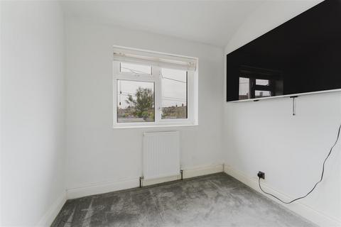 13 Perryman Way, Slough, SL2 2HF