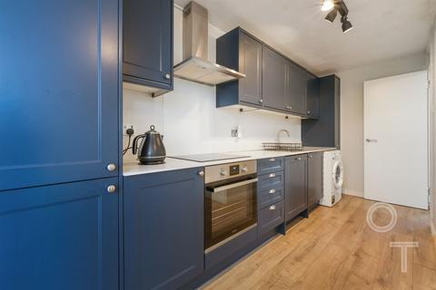 38 Malden Crescent, London, NW1 8HD