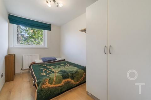 38 Malden Crescent, London, NW1 8HD