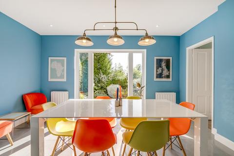 4 bedroom detached house for sale, Cambridge Road